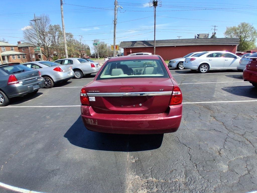 Chevrolet Malibu  2006