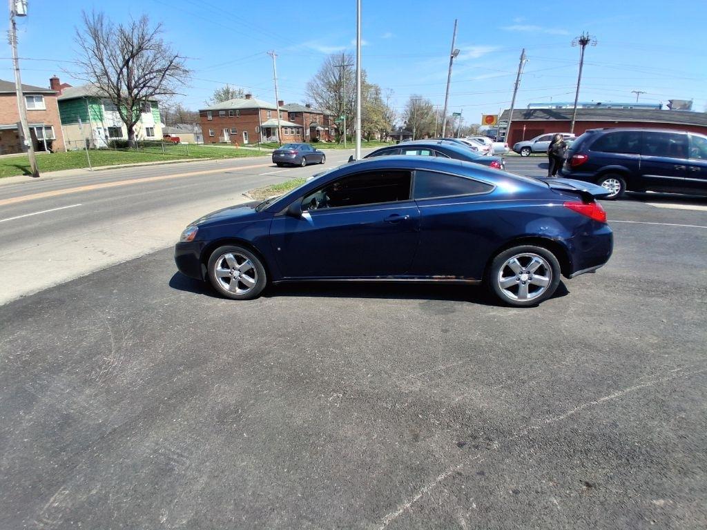 Pontiac G6  2009