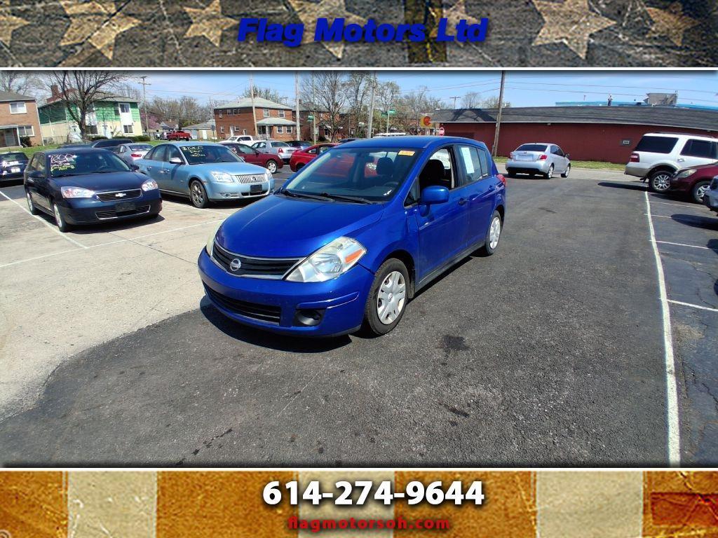 Nissan Versa  2011