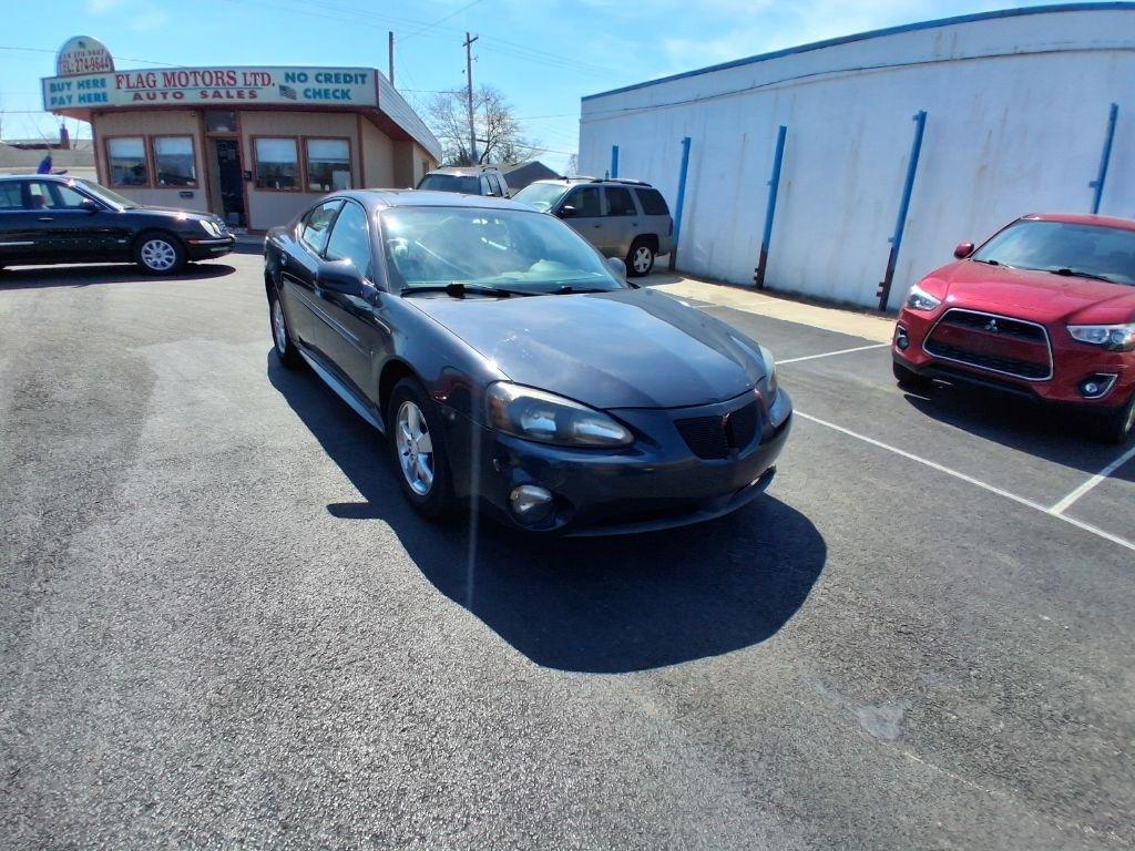 Pontiac Grand Prix  2008