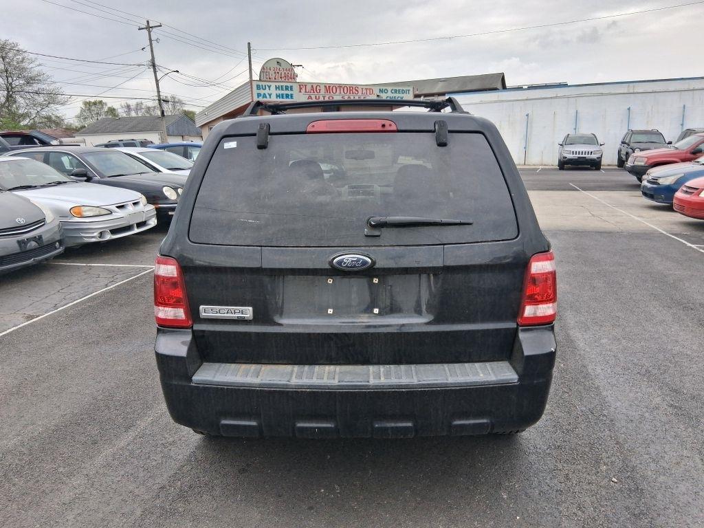 Ford Escape  2008