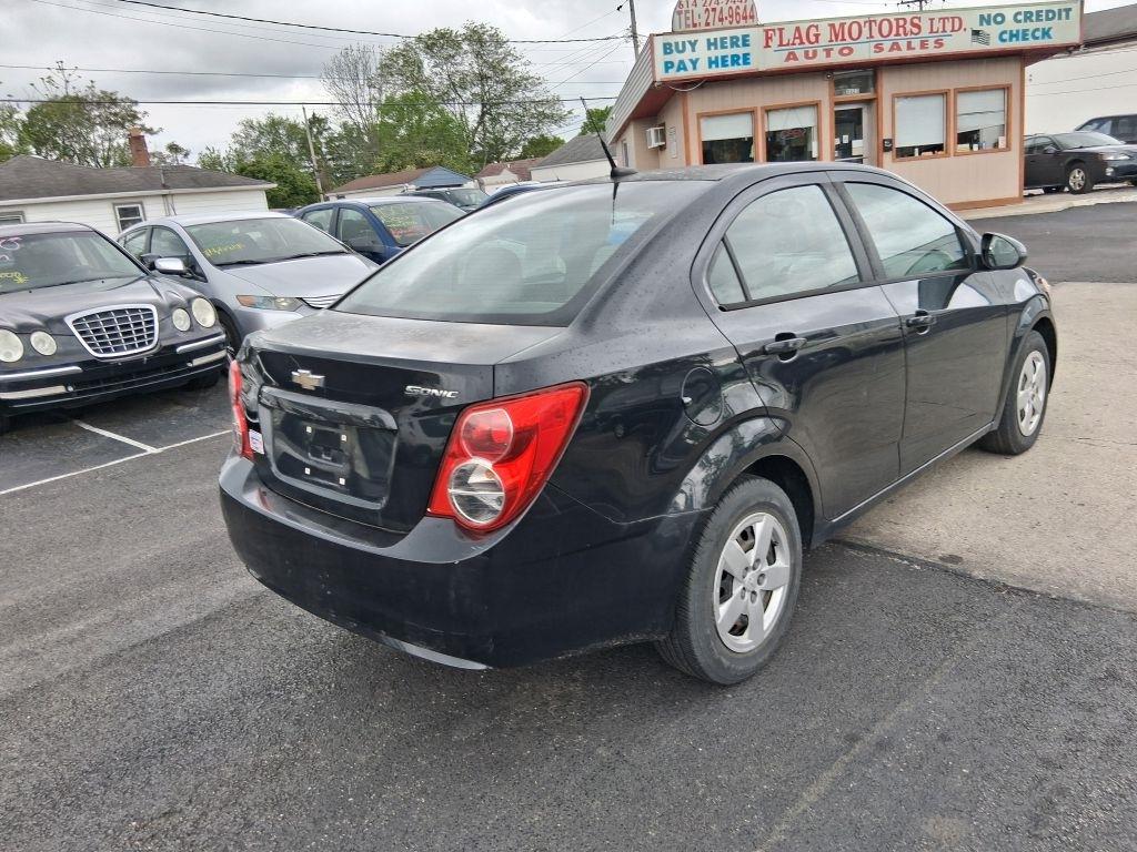 Chevrolet Sonic  2014
