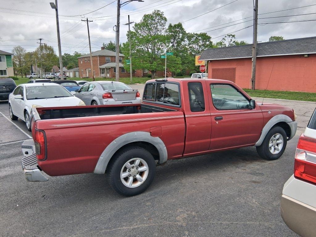 Nissan Frontier  2001