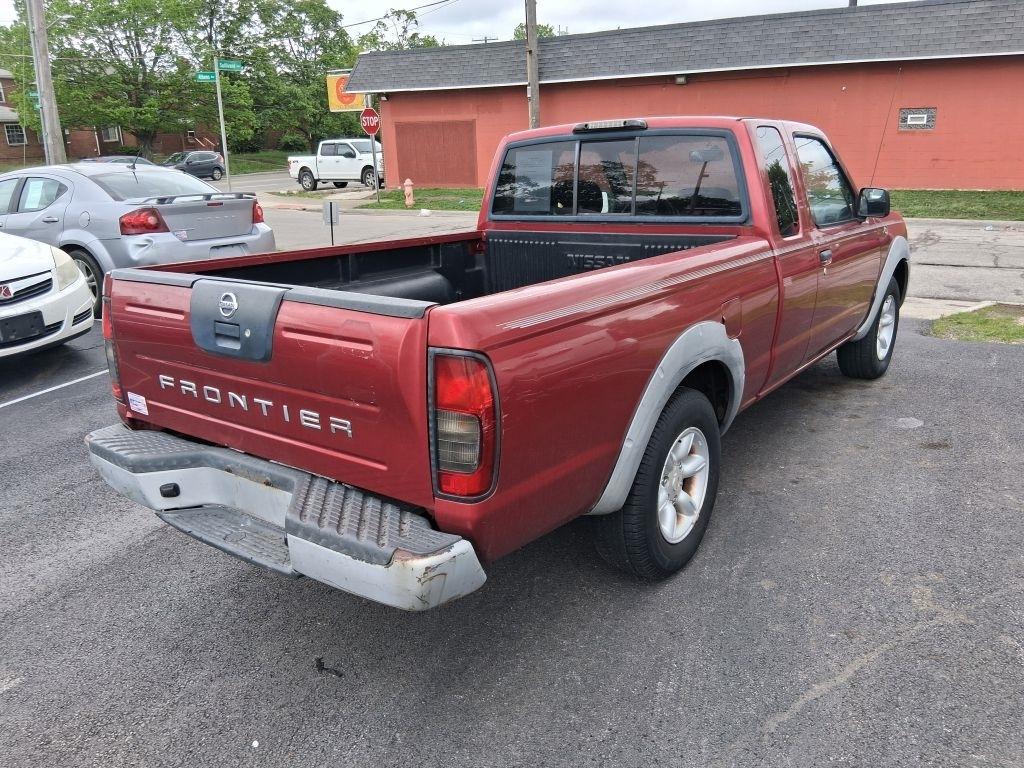 Nissan Frontier  2001