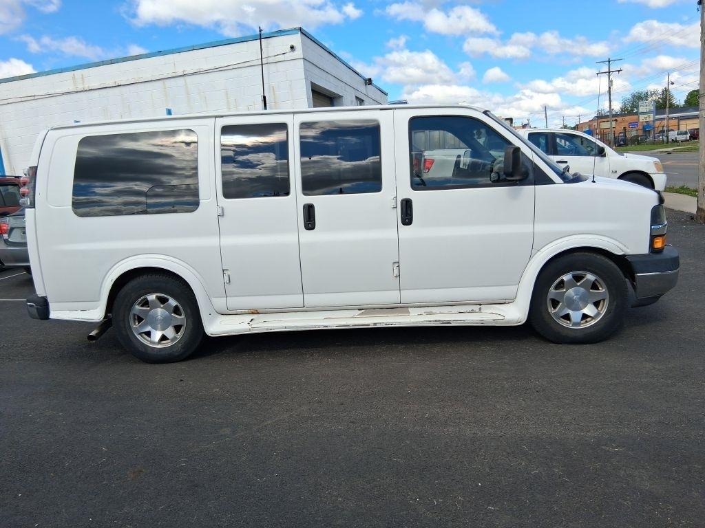Chevrolet Express  2003