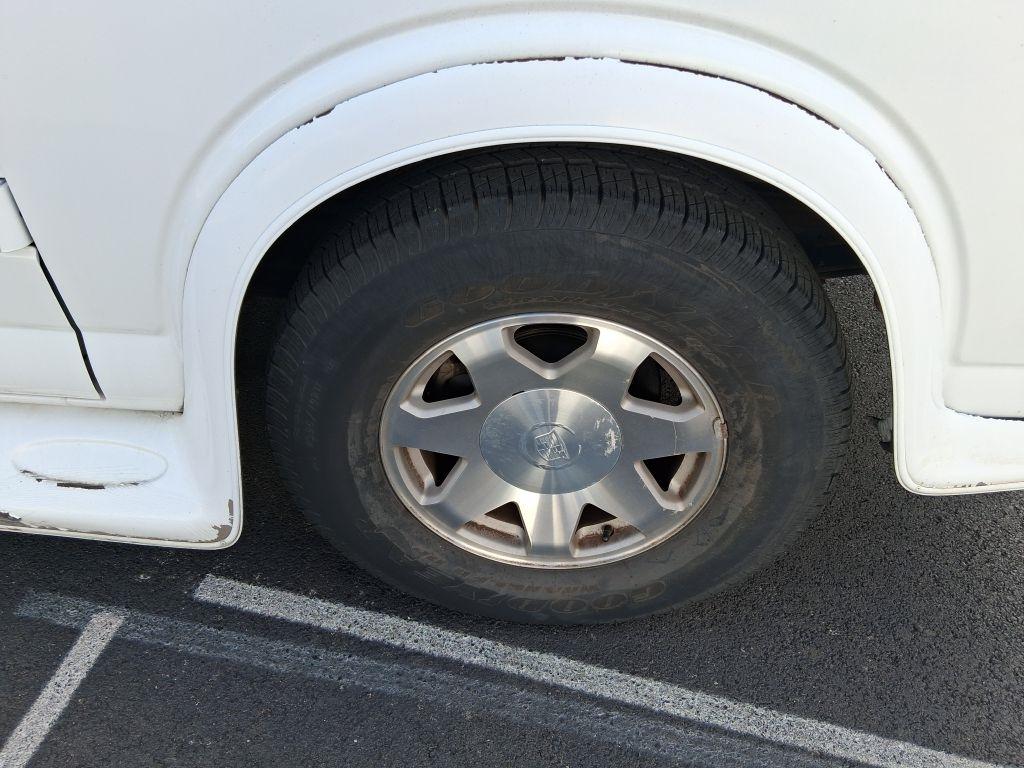 Chevrolet Express  2003
