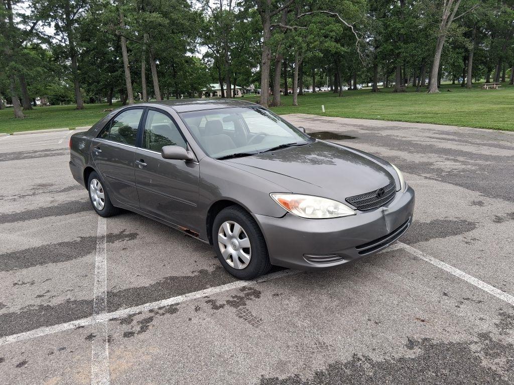 Toyota Camry  2002