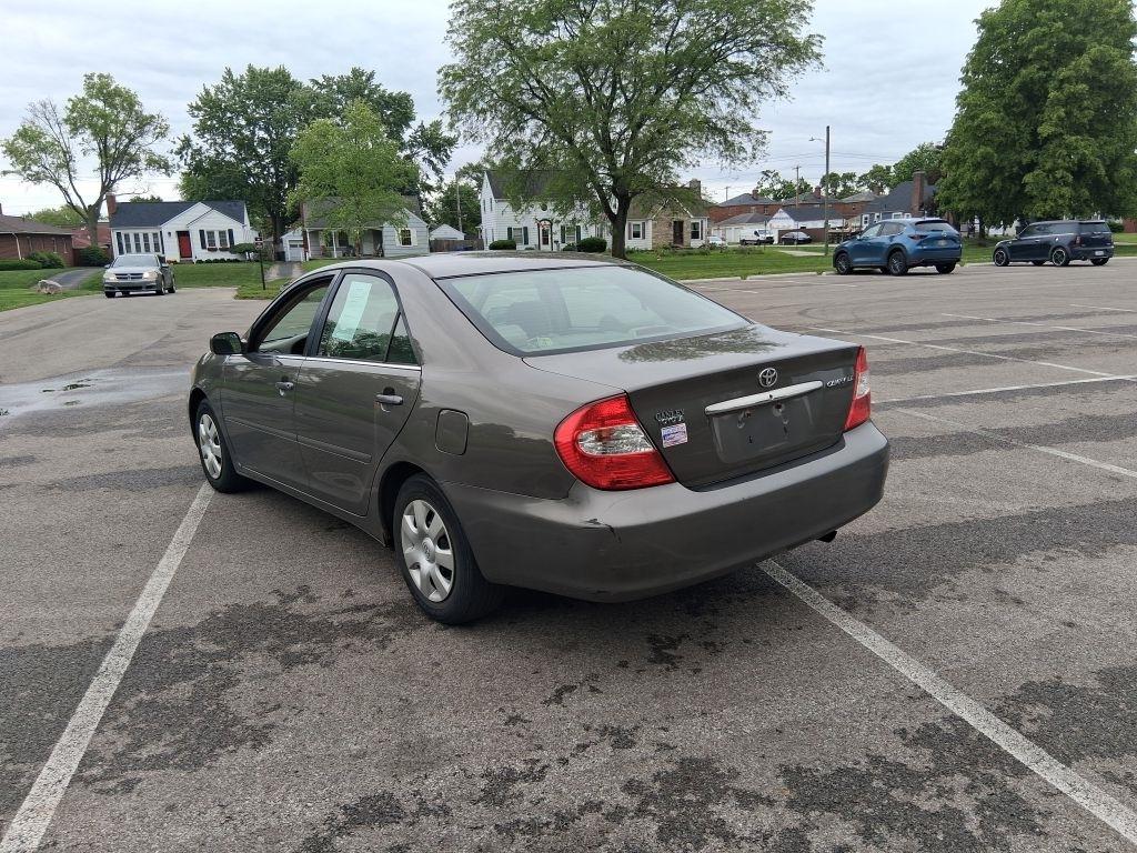 Toyota Camry  2002