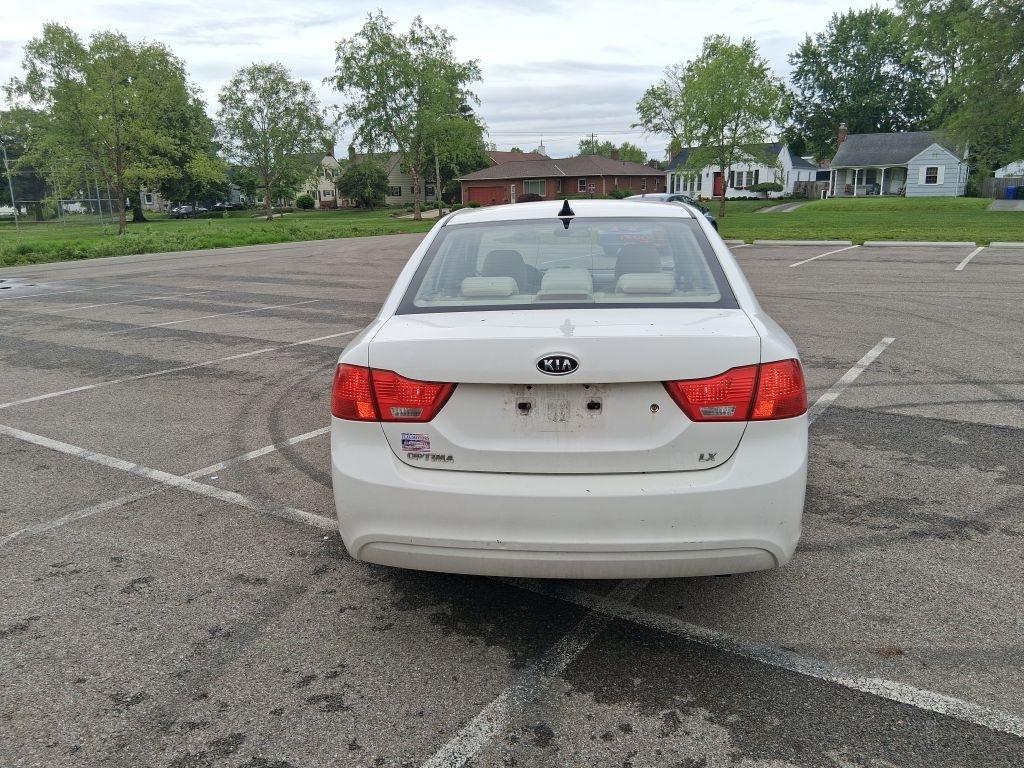 Kia Optima  2010