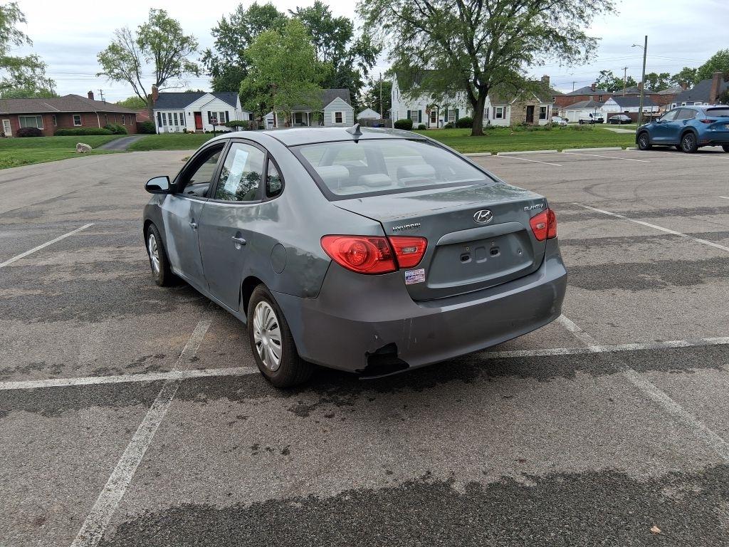 Hyundai Elantra  2009