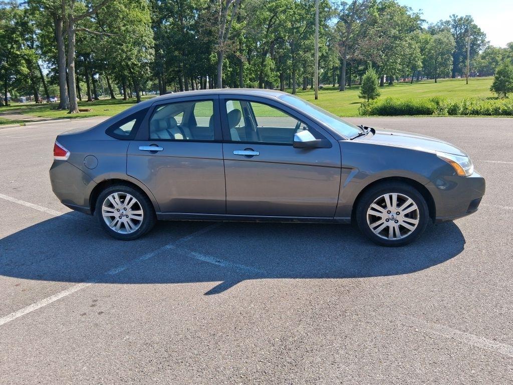 Ford Focus  2010