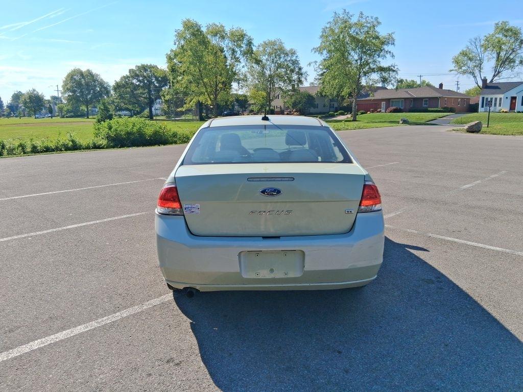 Ford Focus  2010