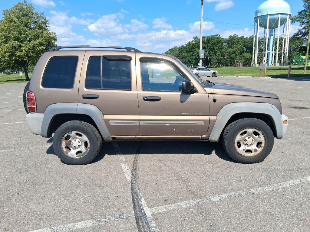 Jeep Liberty  2002