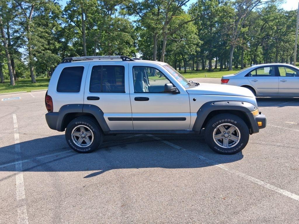 Jeep Liberty  2005