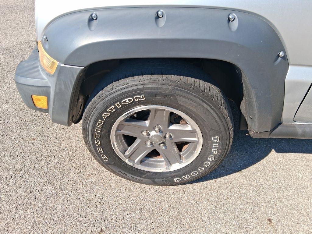 Jeep Liberty  2005
