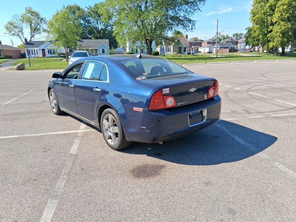 Chevrolet Malibu  2012