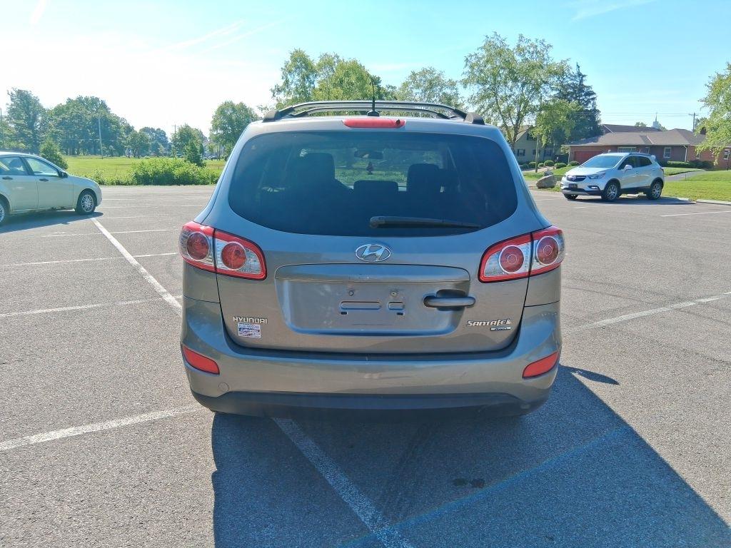 Hyundai Santa Fe  2011