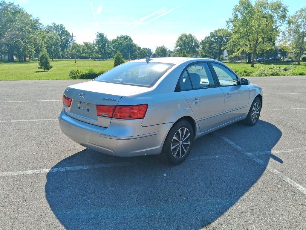 Hyundai Sonata  2009