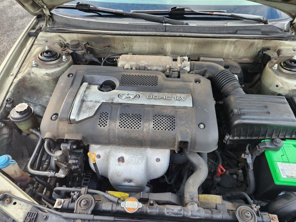 Hyundai Elantra  2003