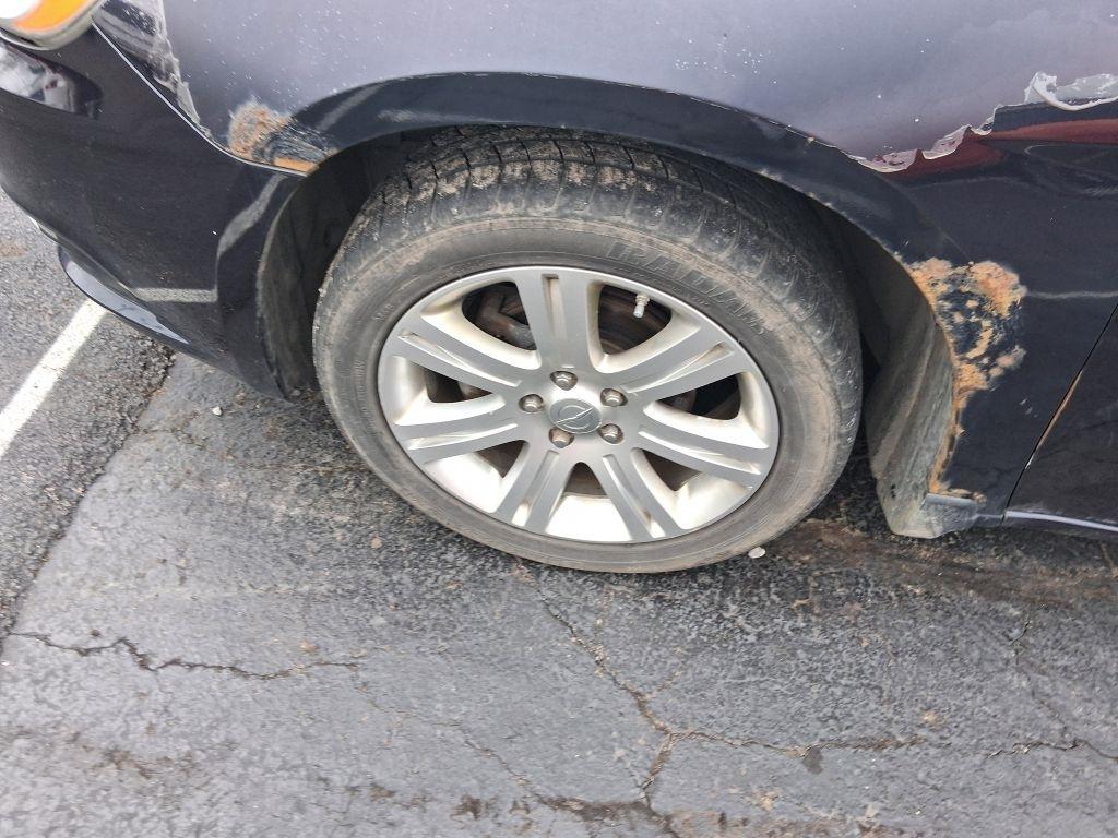 Chrysler 200  2011