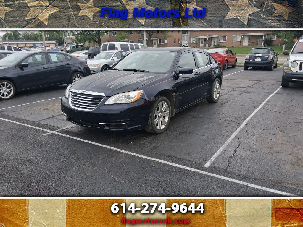 Chrysler 200  2011