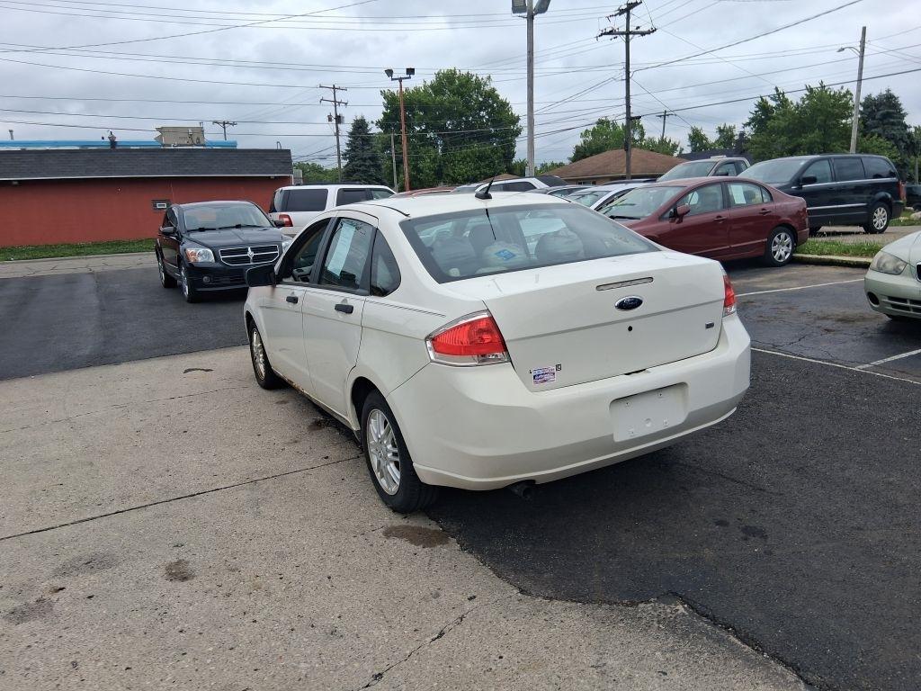 Ford Focus  2009