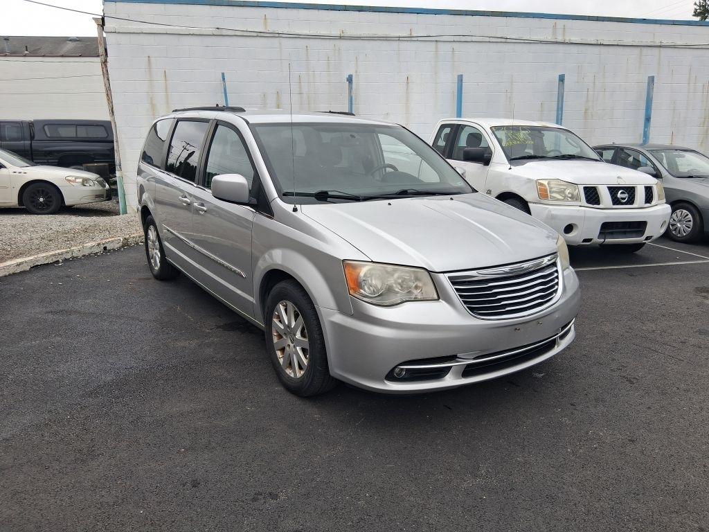 Chrysler Town & Country  2012