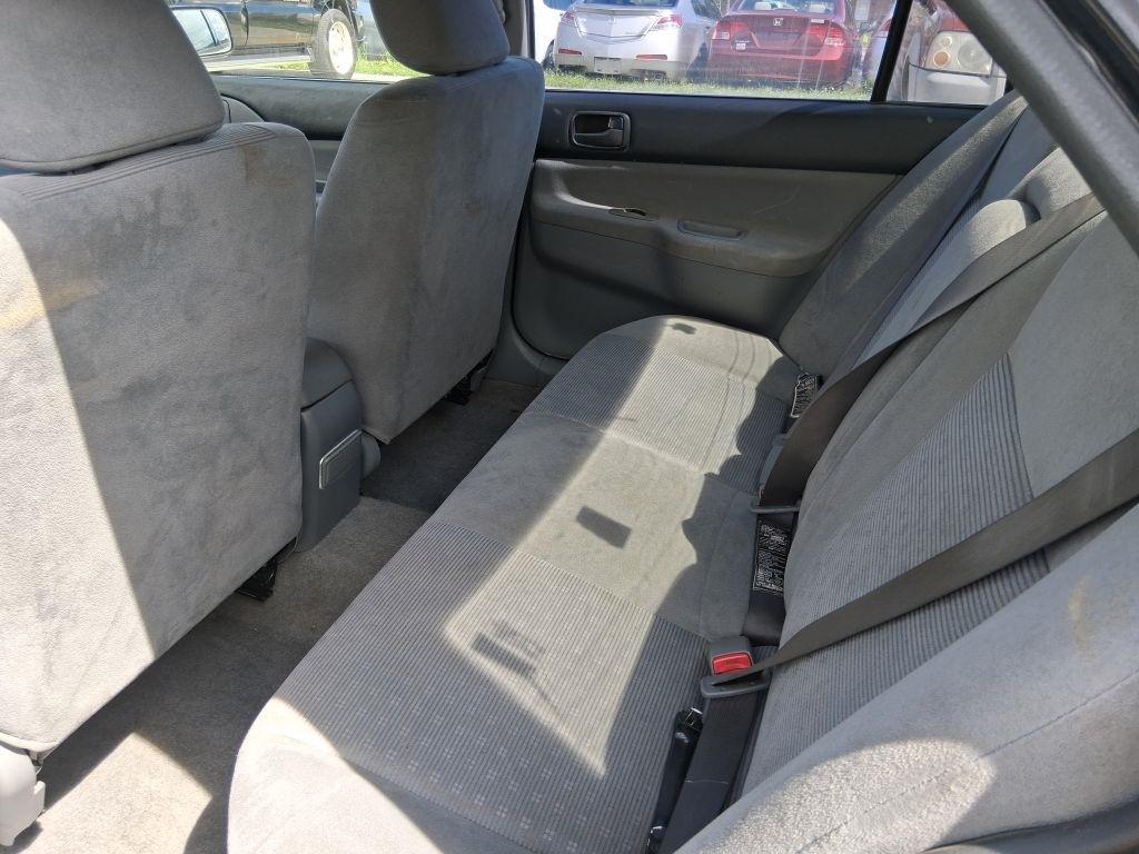 Mitsubishi Lancer  2004