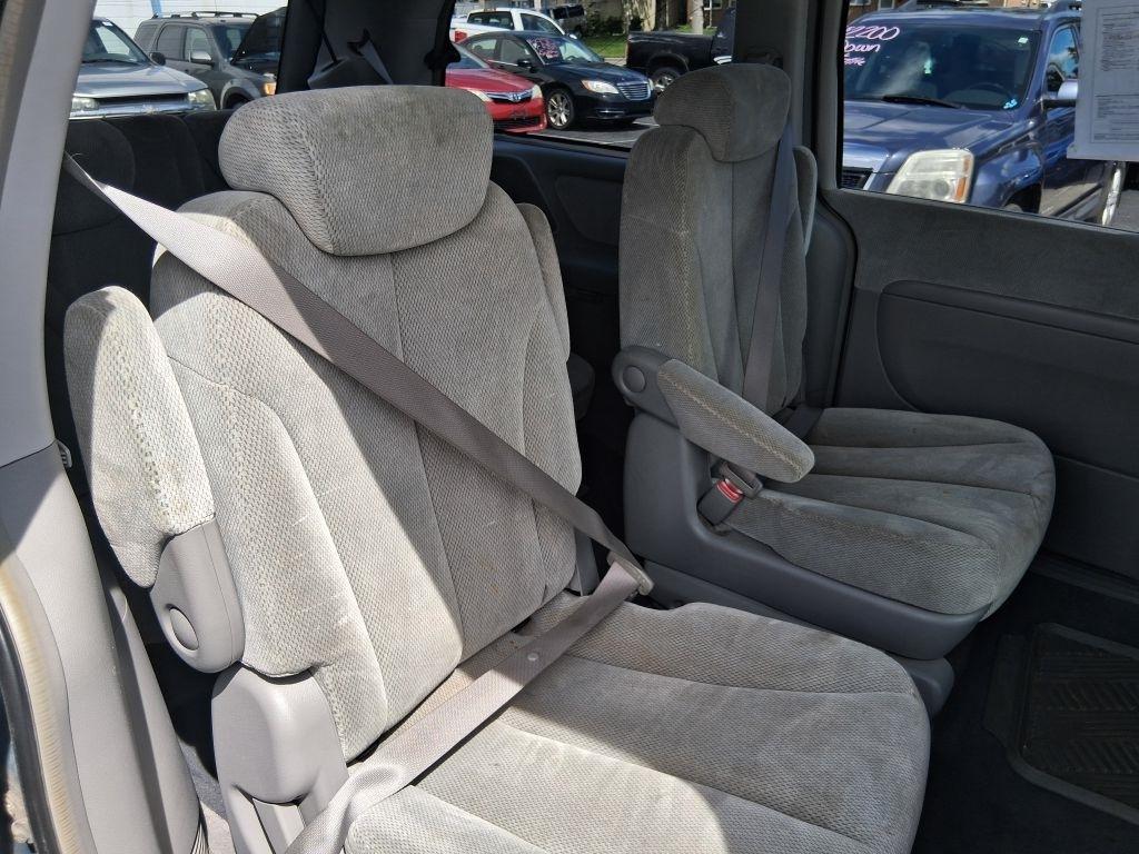 Kia Sedona  2007