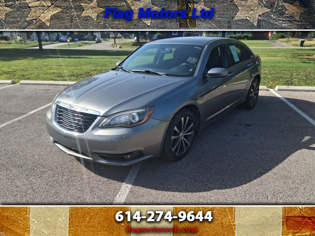 Chrysler 200  2013