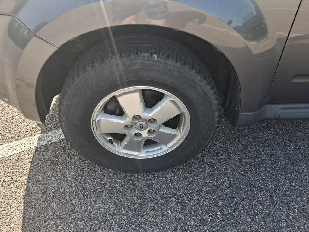 Ford Escape  2012