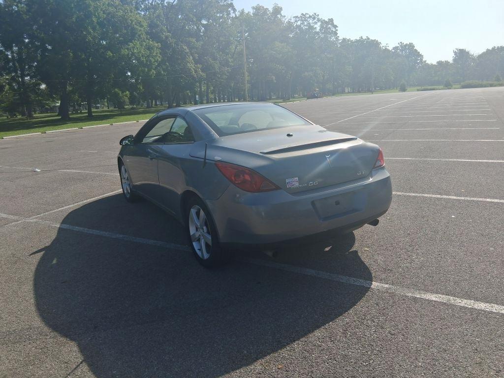 Pontiac G6  2007