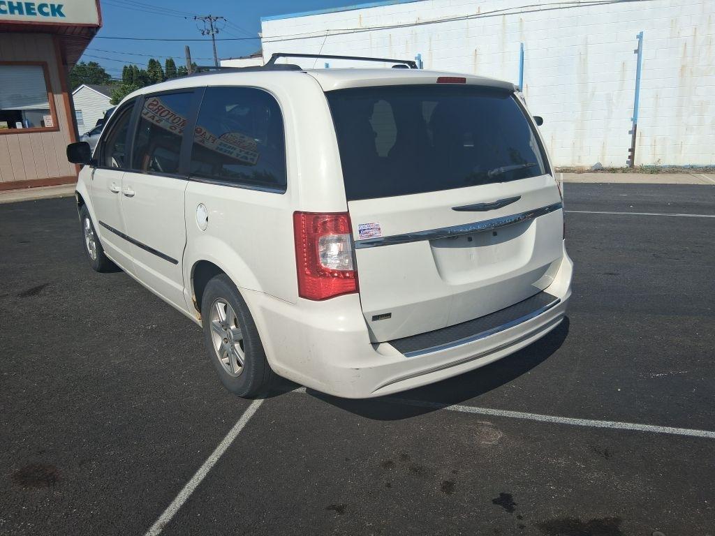Chrysler Town & Country  2012