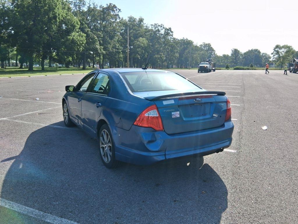 Ford Fusion  2010