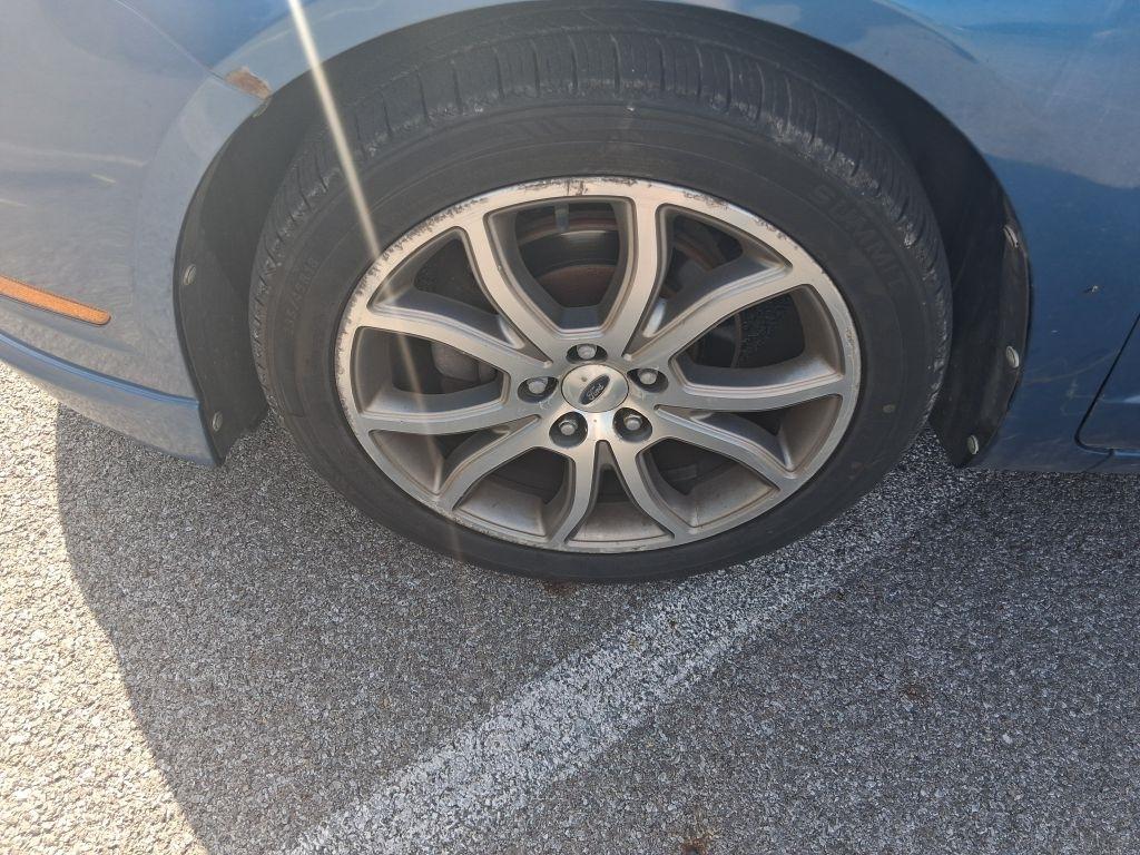 Ford Fusion  2010