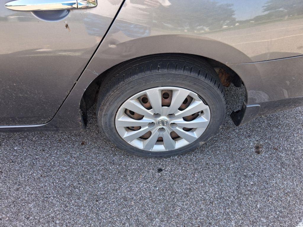 Nissan Sentra  2015