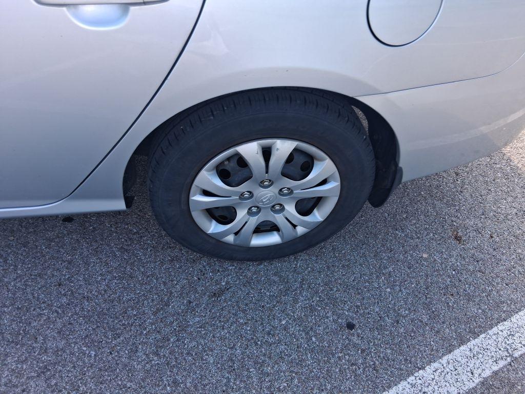 Hyundai Elantra  2010