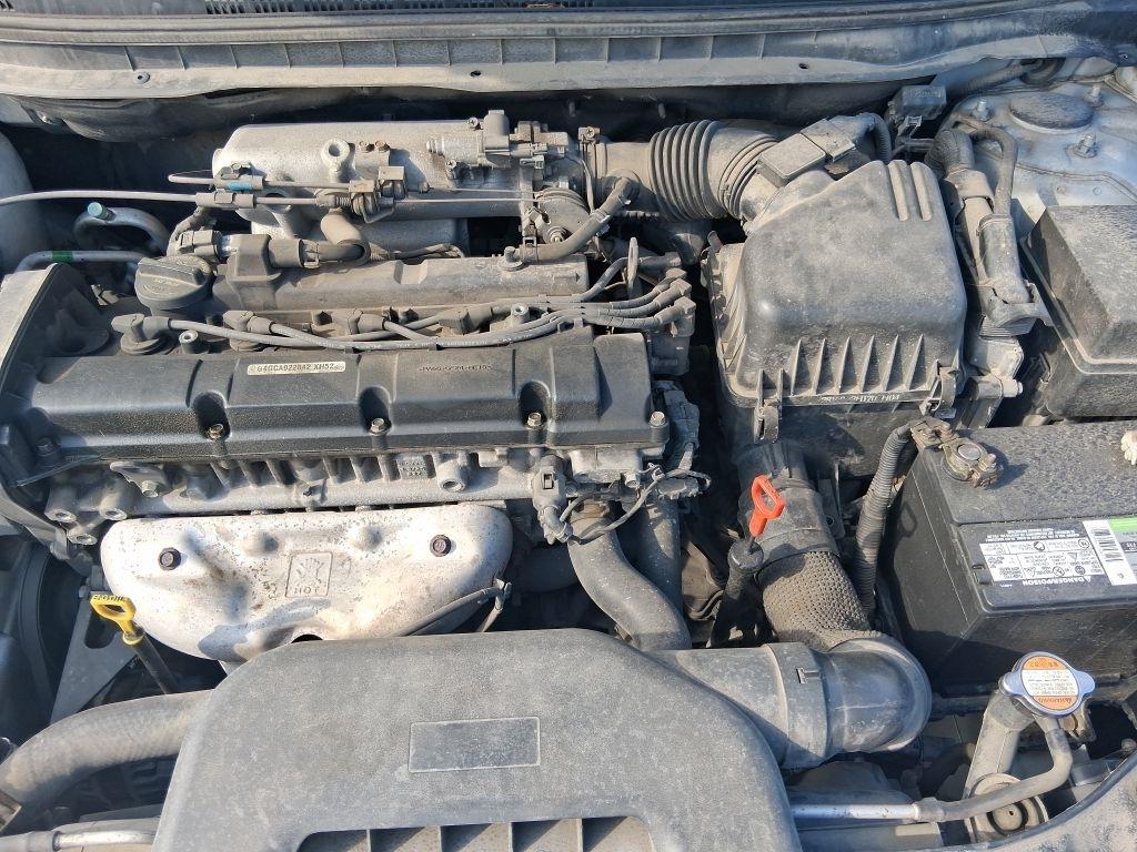 Hyundai Elantra  2010