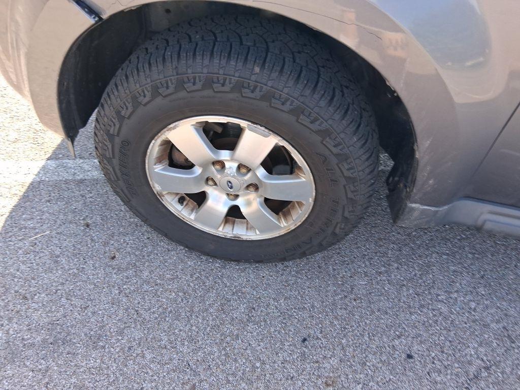 Ford Escape  2011