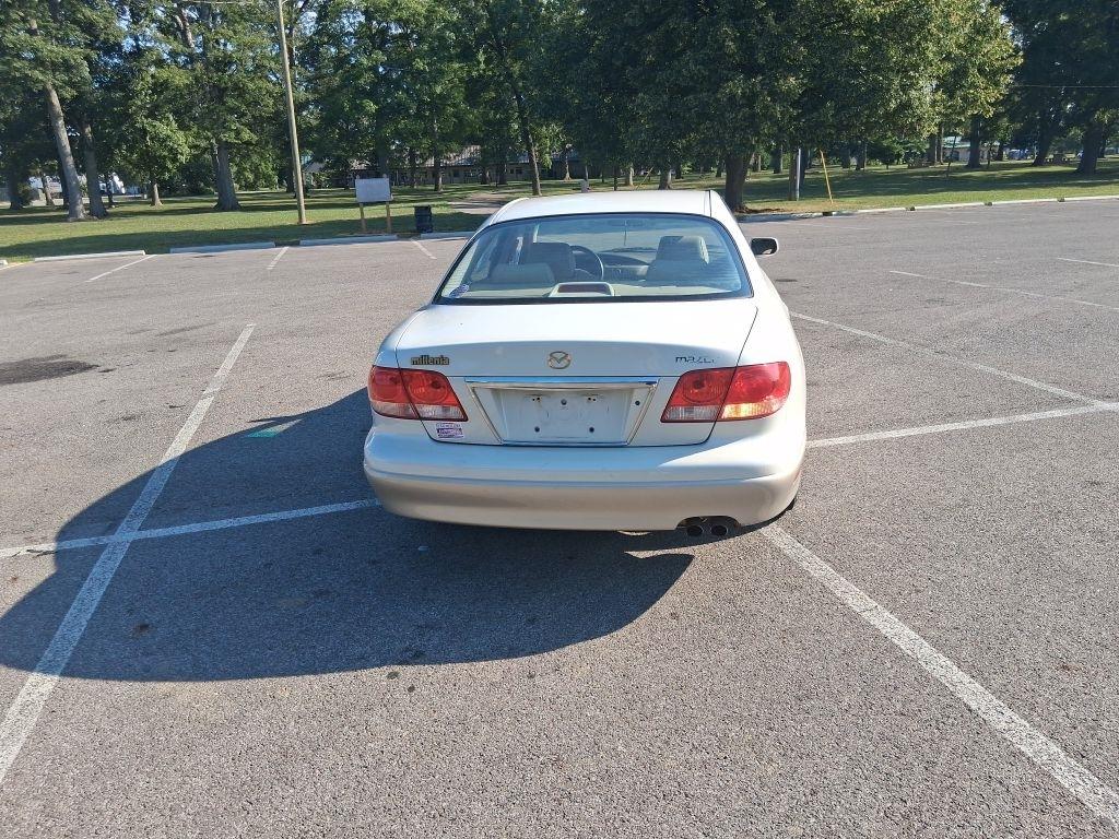 Mazda Millenia  2001