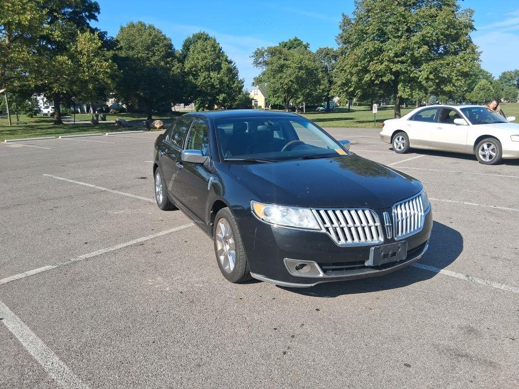 Lincoln MKZ  2011