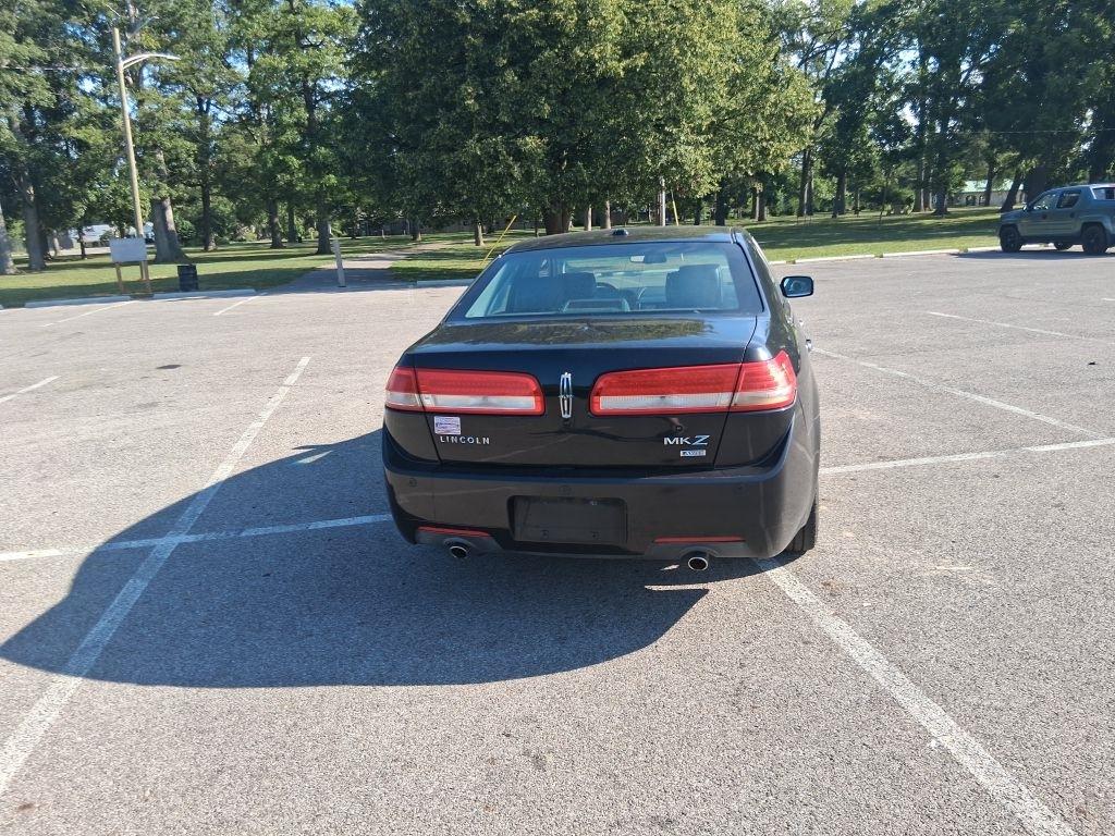 Lincoln MKZ  2011