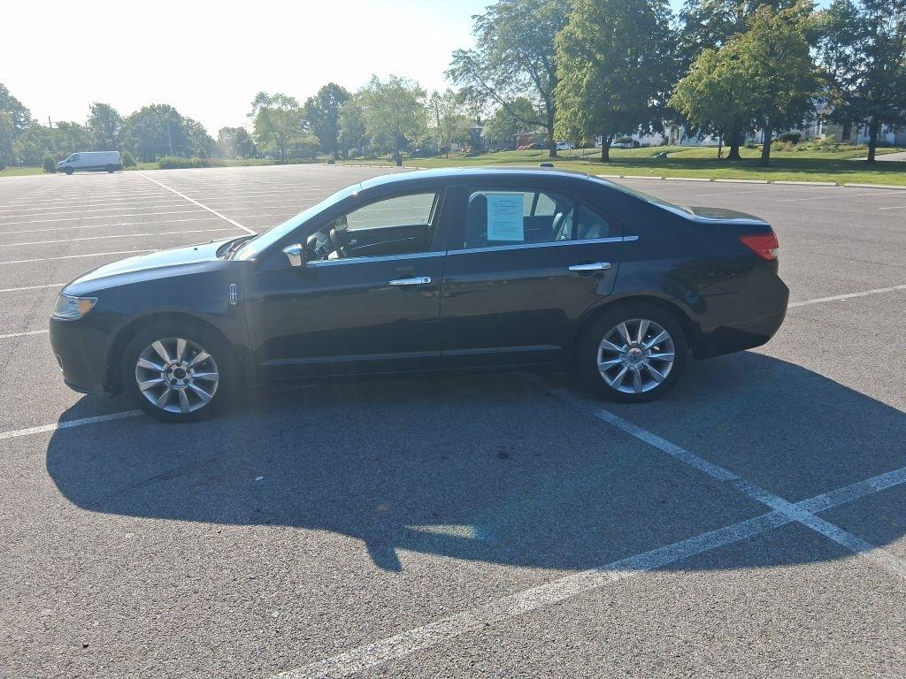 Lincoln MKZ  2011