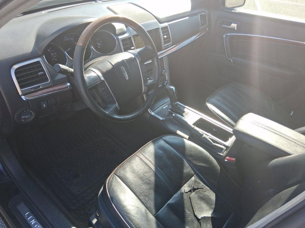 Lincoln MKZ  2011
