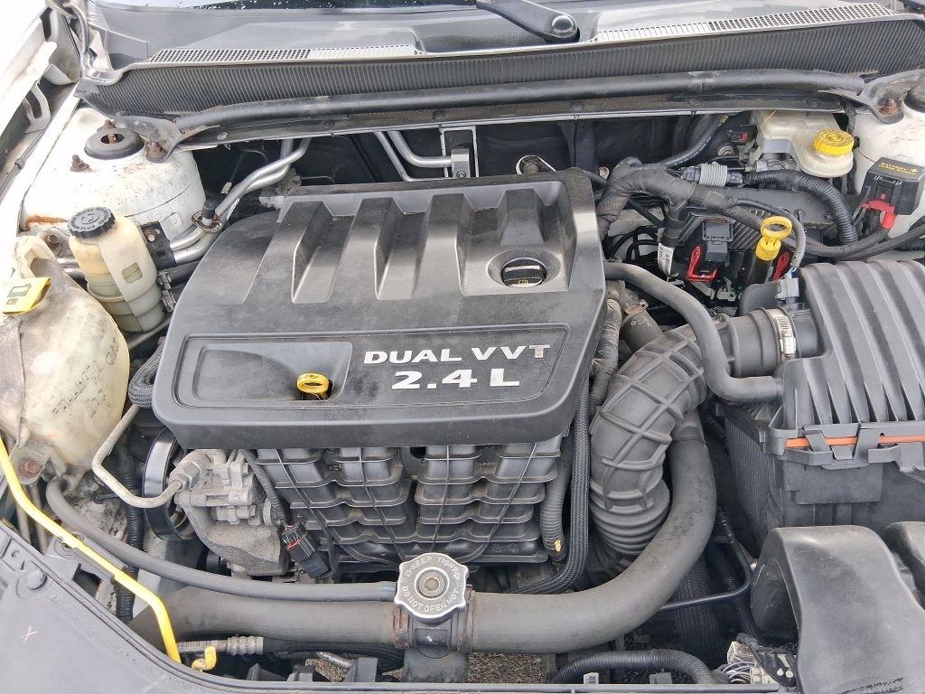 Dodge Avenger  2011