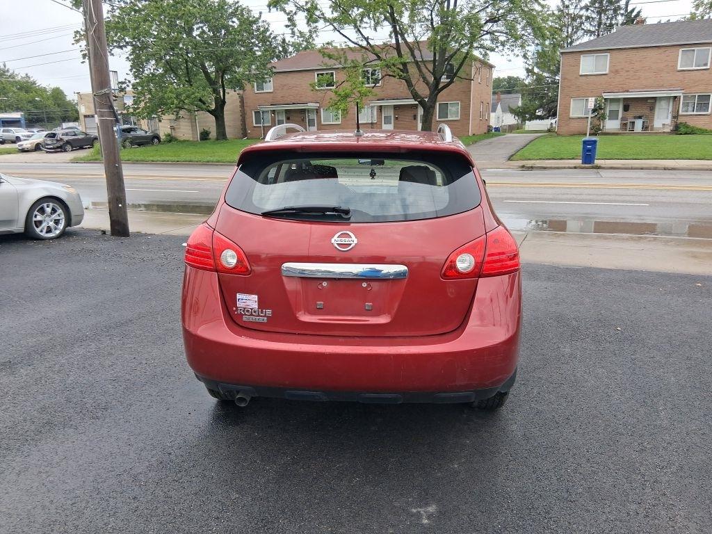 Nissan Rogue Select  2014