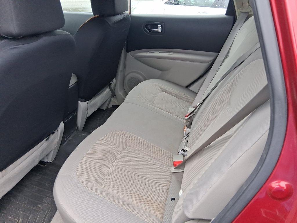 Nissan Rogue Select  2014