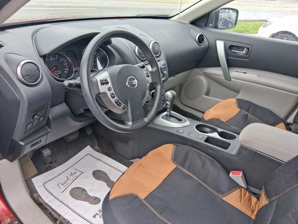 Nissan Rogue Select  2014