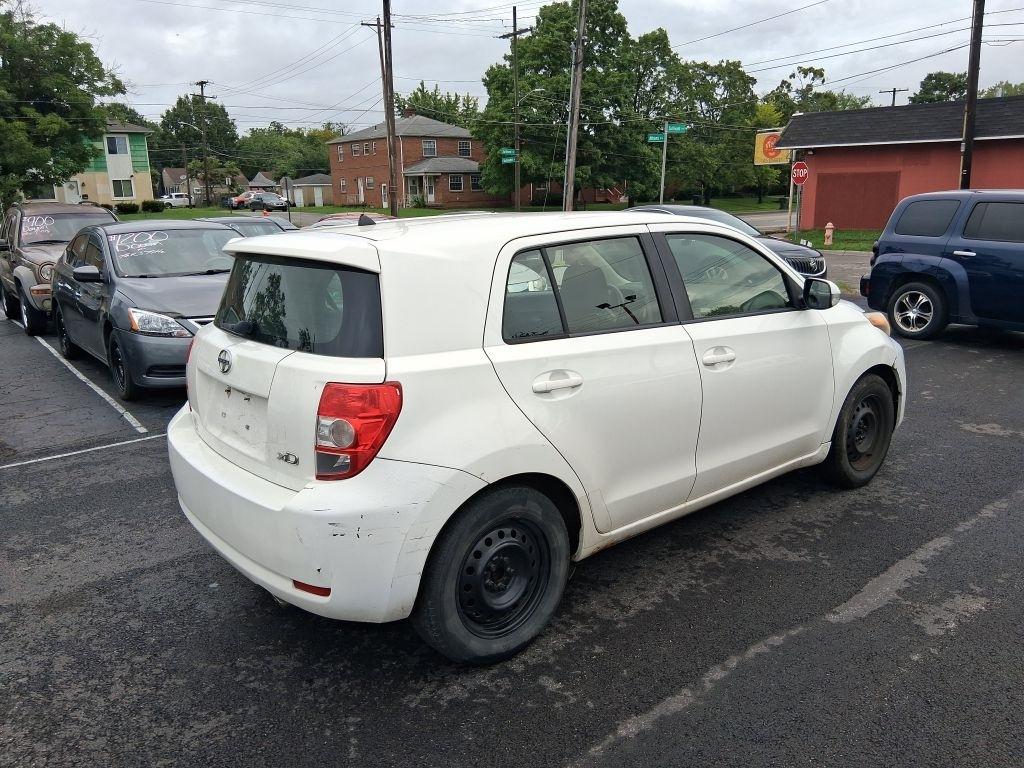 Scion xD  2013