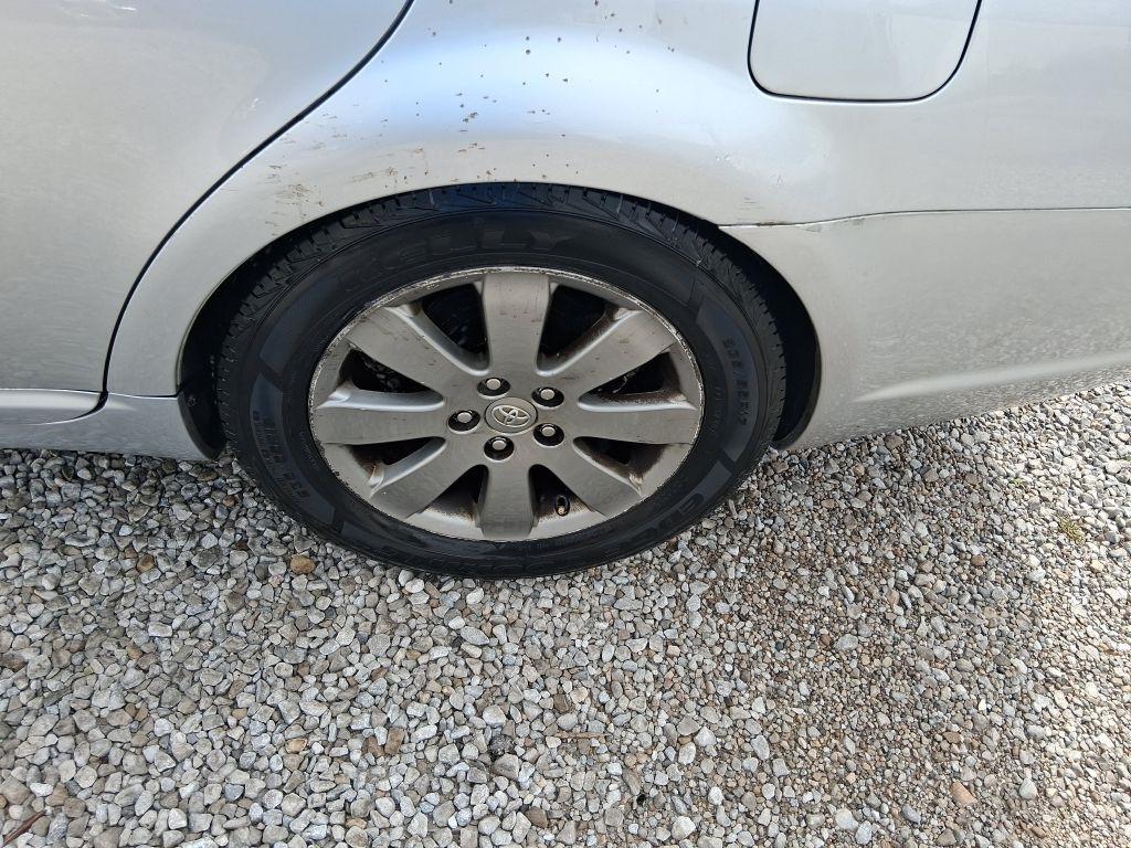 Toyota Avalon  2006